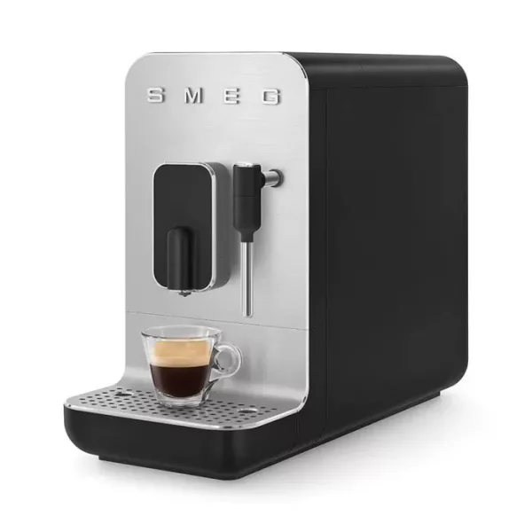 قهوه و اسپرسو ساز اسمگ مدل ا Smeg Kaffeevollautomat BCC01 rot